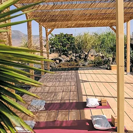 Surf & Yoga Retreats Fuerteventura Szálloda