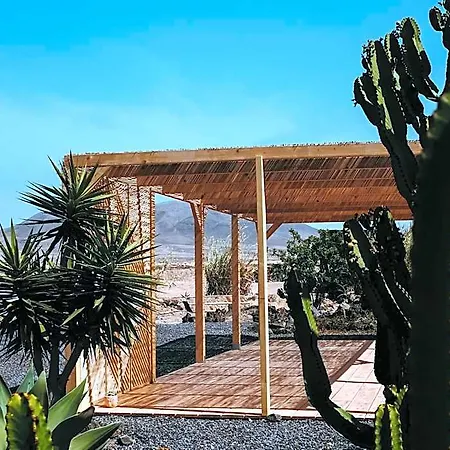 Surf & Yoga Retreats Fuerteventura Szálloda *