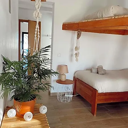 Szálloda Surf & Yoga Retreats Fuerteventura El Roque